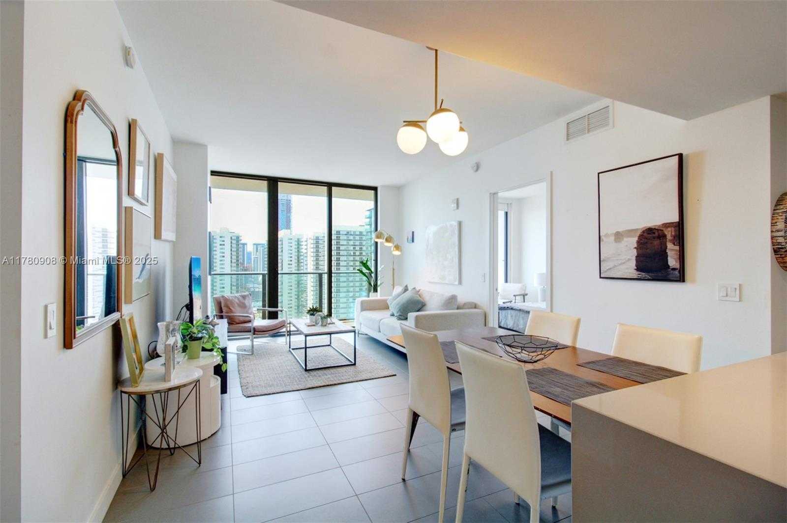 Small Image of 1600 NORTH EAST 1ST AVE #2708, Miami Number 7