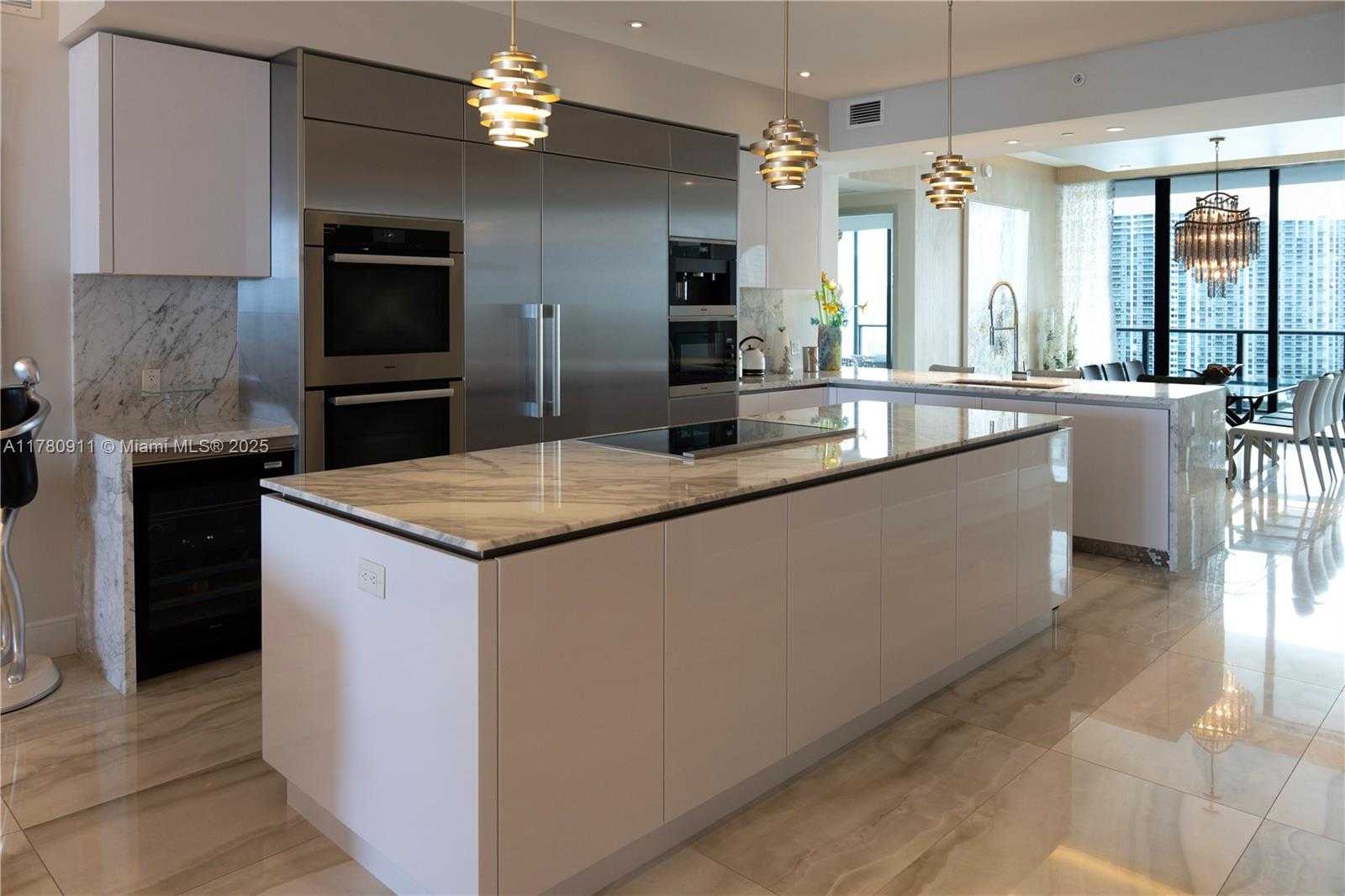 Small Image of 5000 ISLAND ESTATES DR #1407, Aventura Number 12