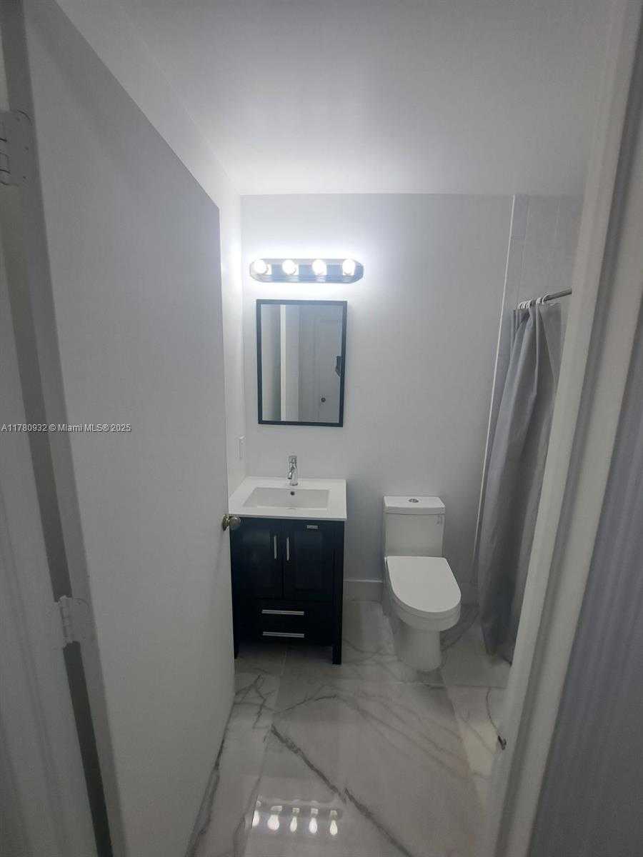 Small Image of 8725 SOUTH WEST 152ND AVE #325, Miami Number 15