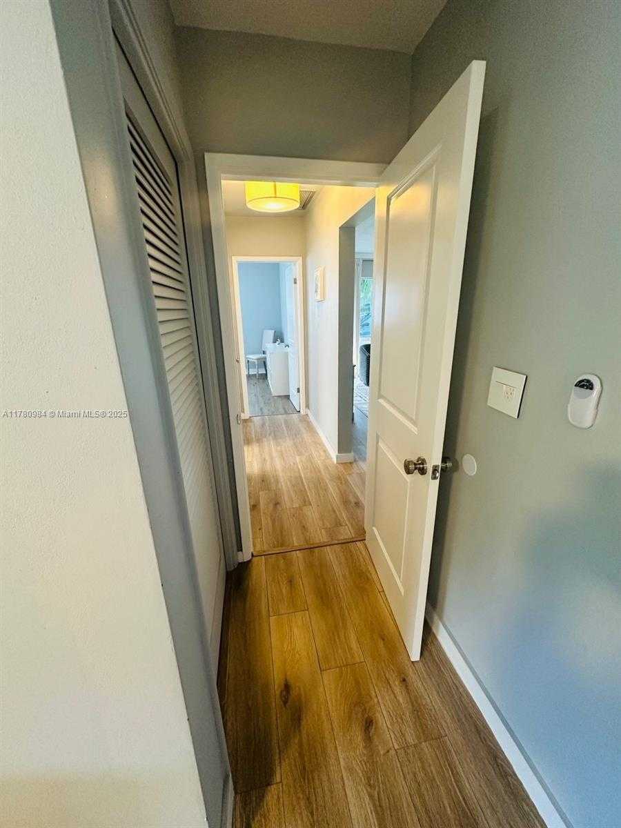 Small Image of 2741 NORTH EAST 53RD CT, Lighthouse Point Number 17