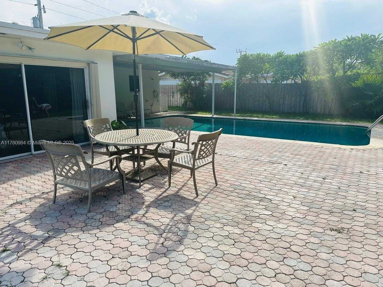 Small Image of 2741 NORTH EAST 53RD CT, Lighthouse Point Number 23