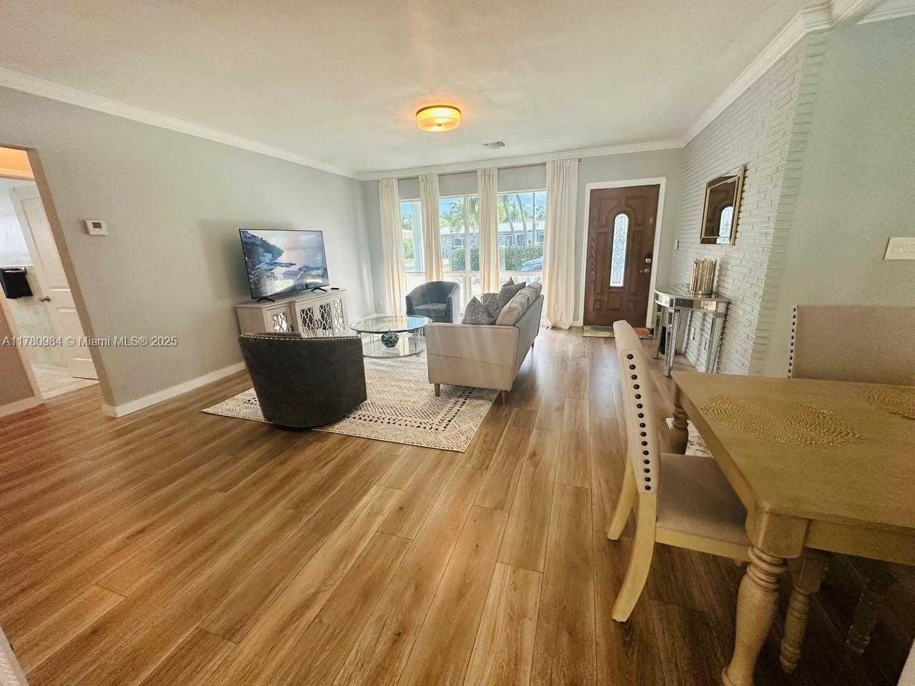 Small Image of 2741 NORTH EAST 53RD CT, Lighthouse Point Number 4
