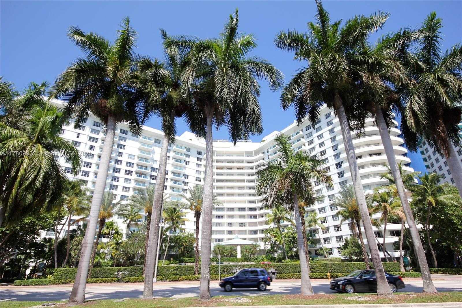 Small Image of 5151 COLLINS AV #924, Miami Beach Number 14