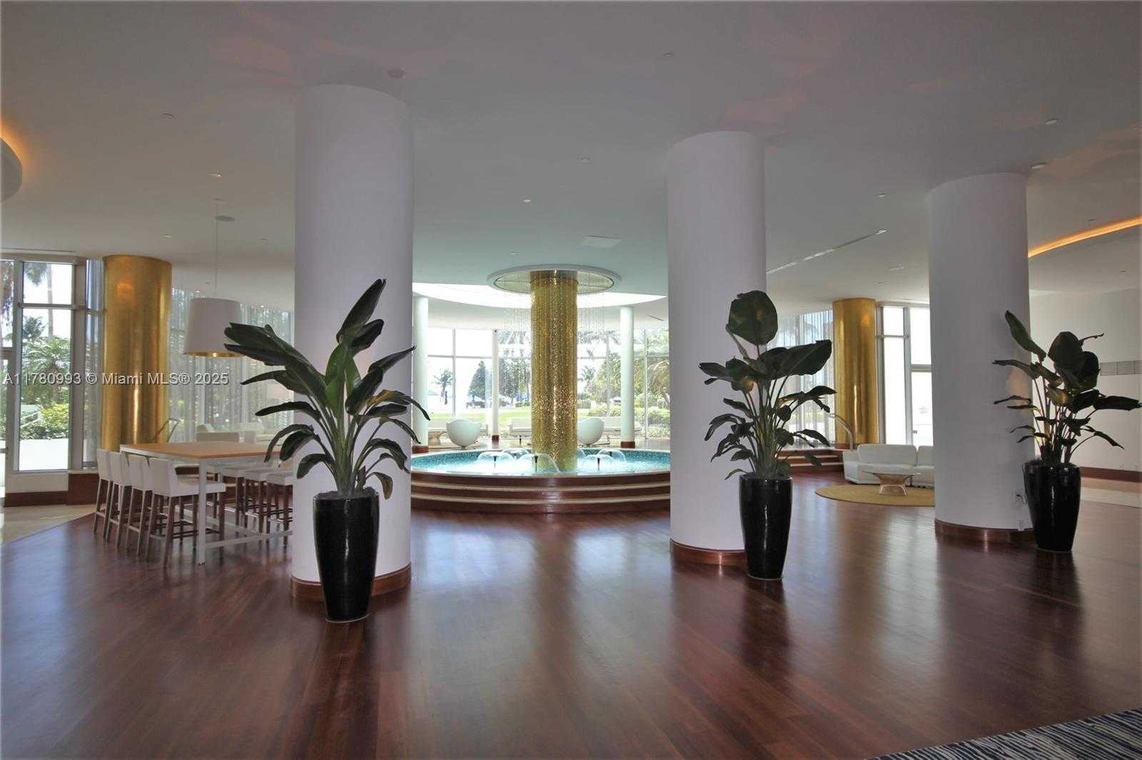 Small Image of 5151 COLLINS AV #924, Miami Beach Number 35