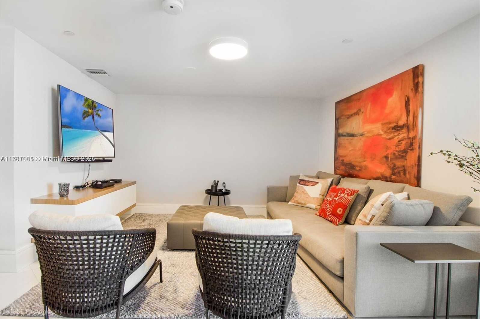 Small Image of 200 BISCAYNE BOULEVARD WAY #3108, Miami Number 10