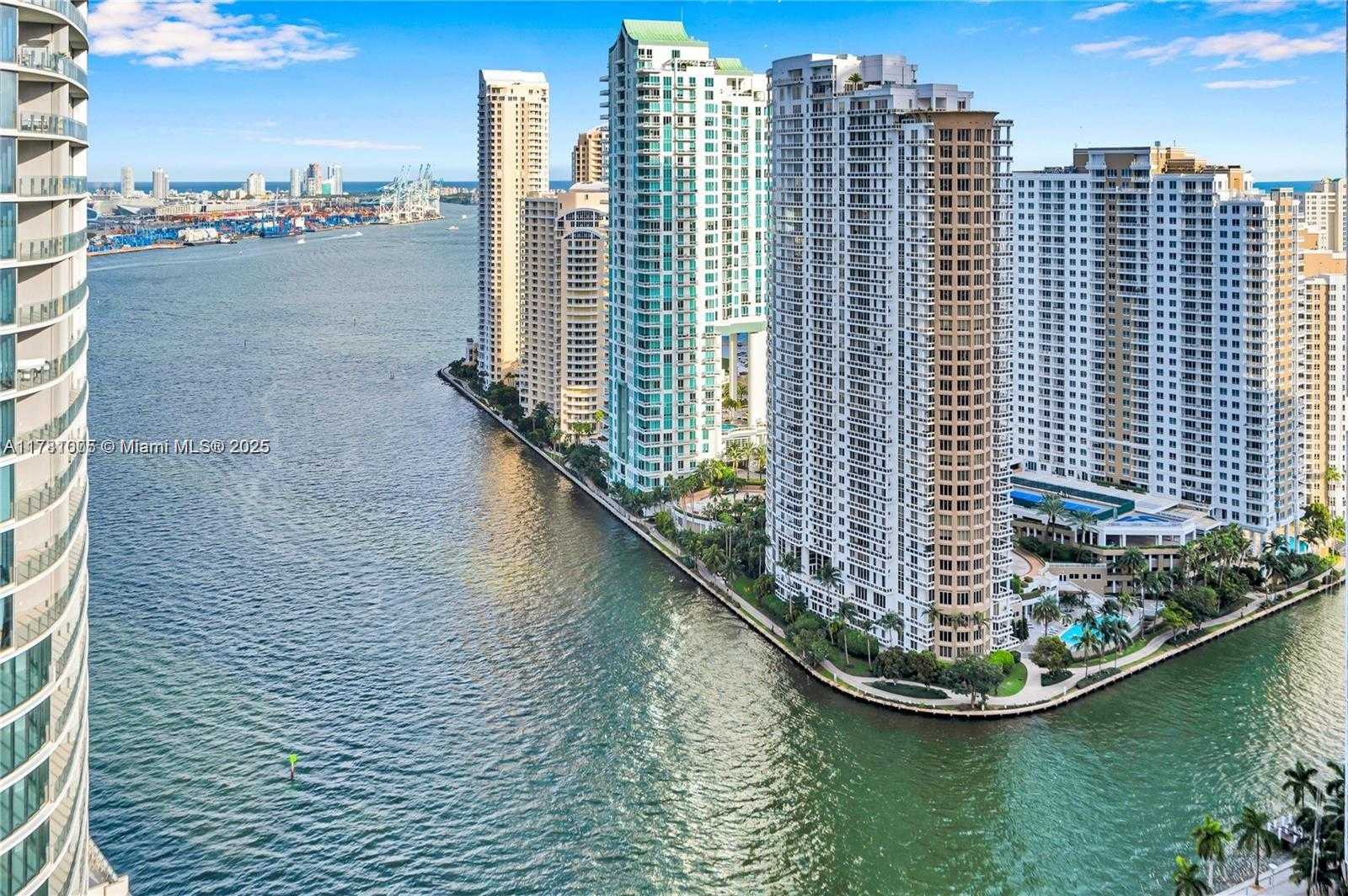 Small Image of 200 BISCAYNE BOULEVARD WAY #3108, Miami Number 2