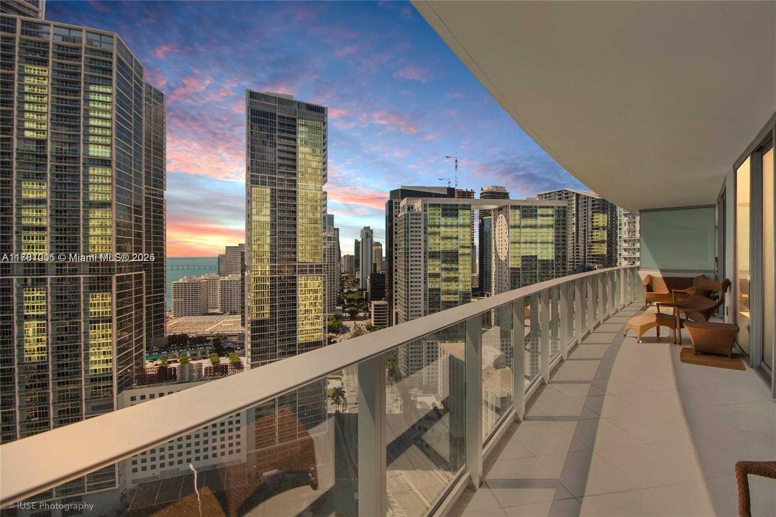Small Image of 200 BISCAYNE BOULEVARD WAY #3108, Miami Number 20
