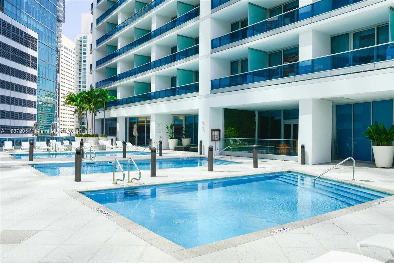 Small Image of 200 BISCAYNE BOULEVARD WAY #3108, Miami Number 27