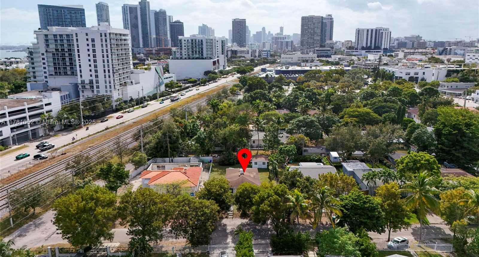 Small Image of 260 NORTH EAST 45TH ST, Miami Number 33