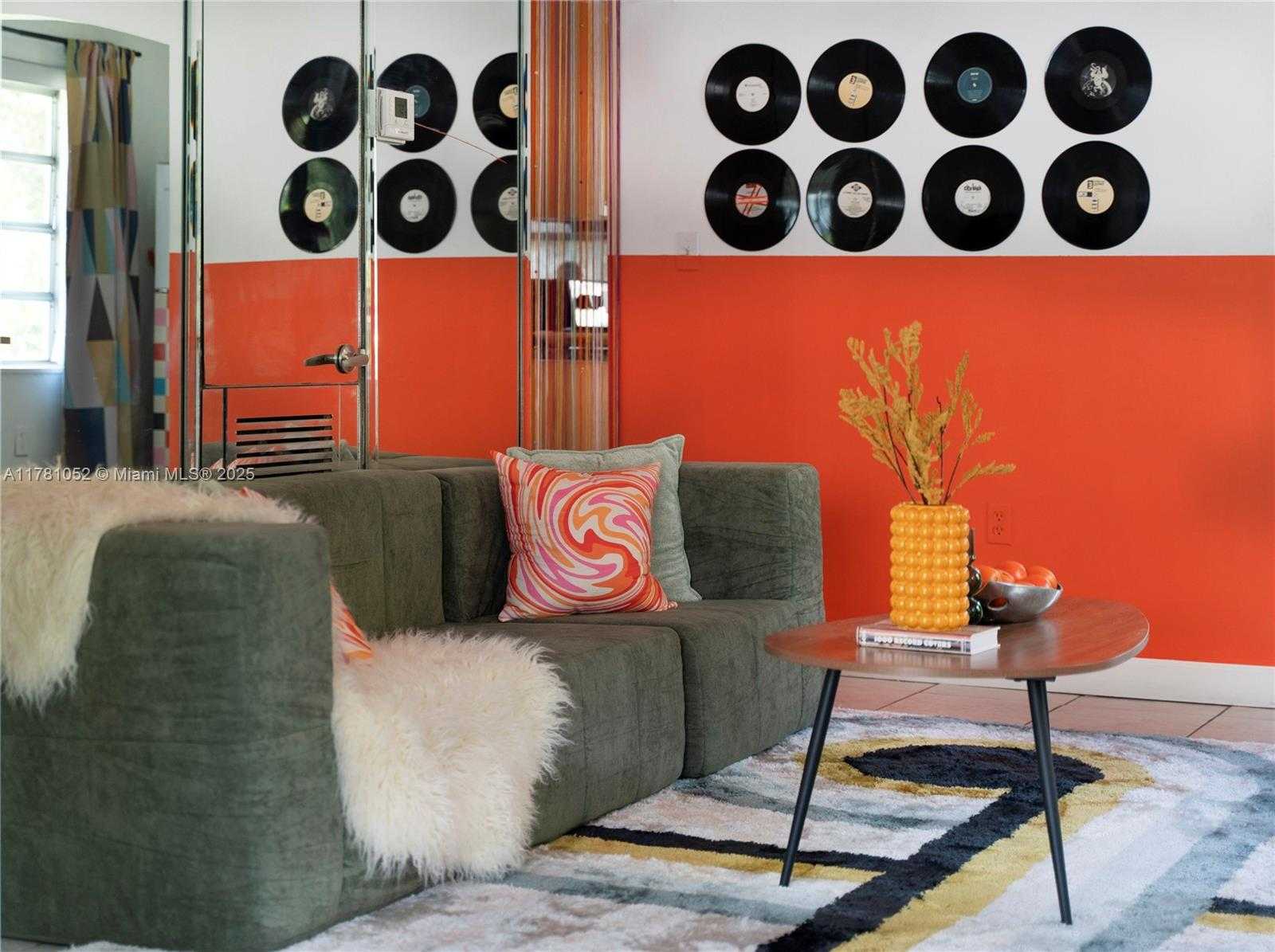 Small Image of 260 NORTH EAST 45TH ST, Miami Number 5