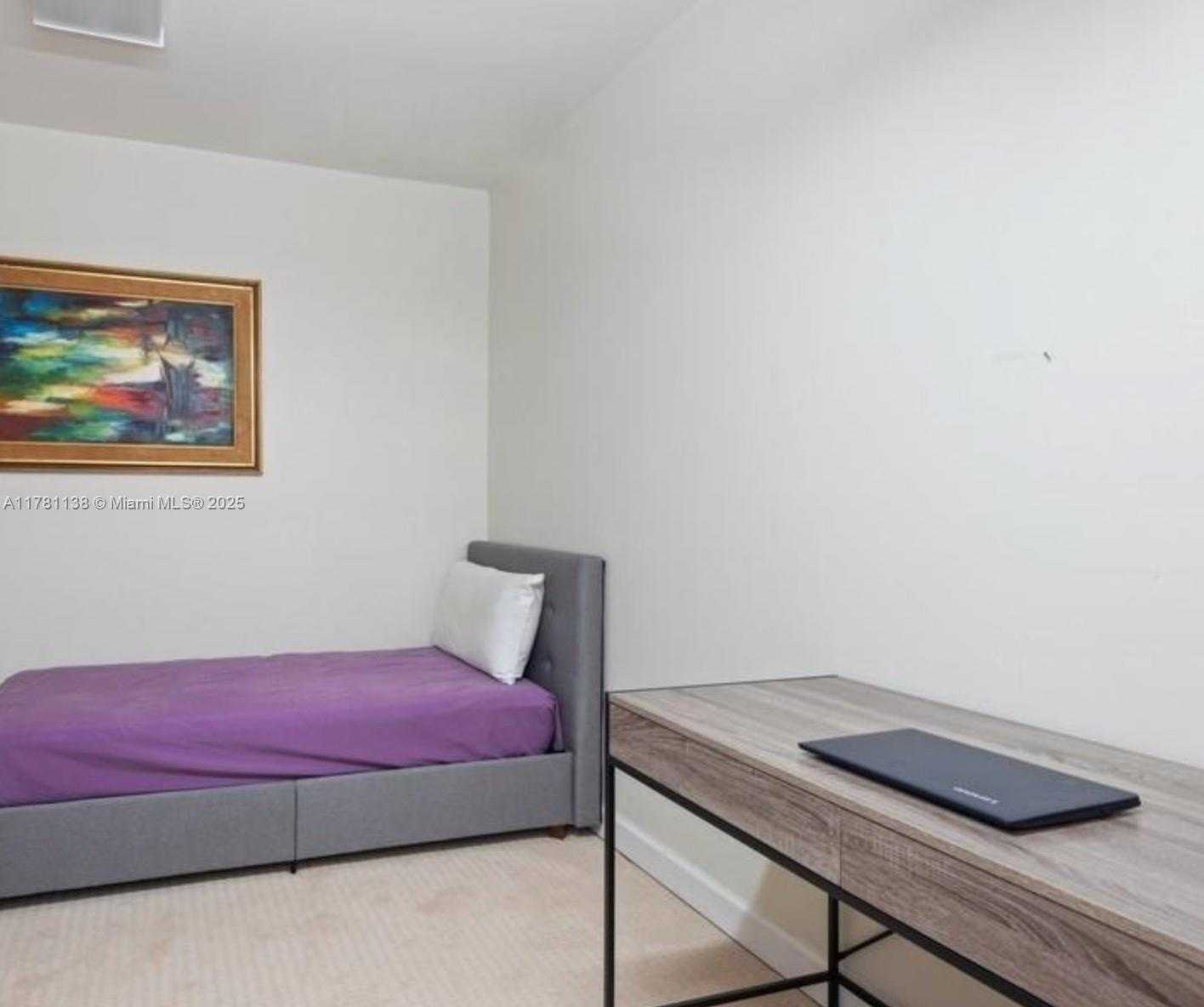 Small Image of 19355 TURNBERRY WAY #27E, Aventura Number 20