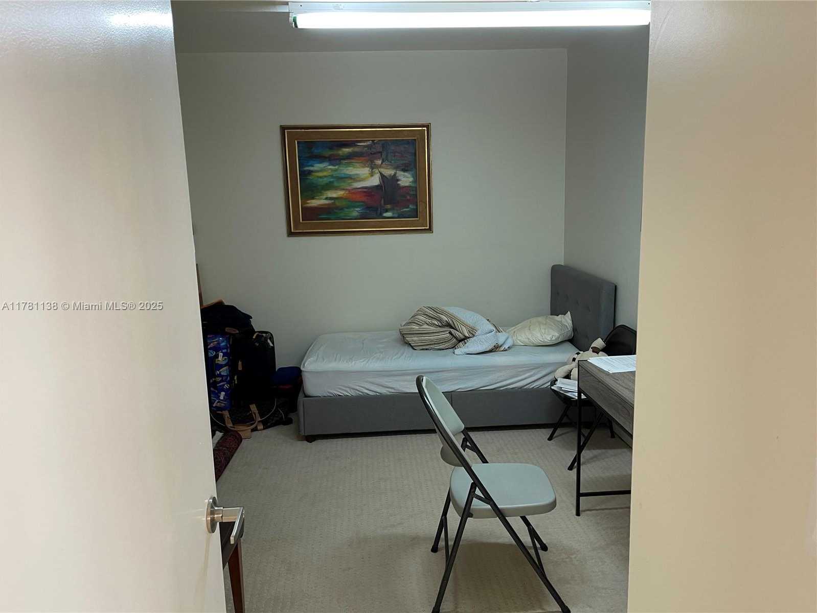 Small Image of 19355 TURNBERRY WAY #27E, Aventura Number 26