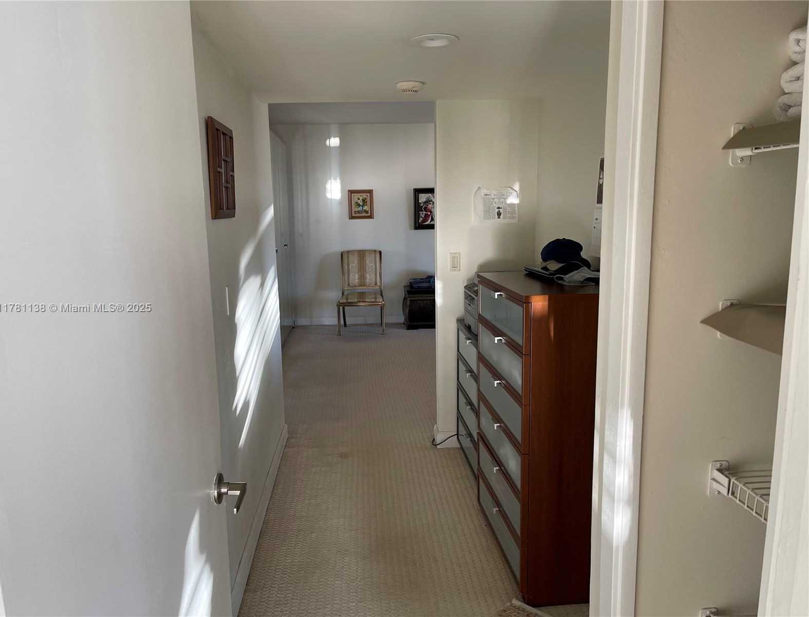 Small Image of 19355 TURNBERRY WAY #27E, Aventura Number 42