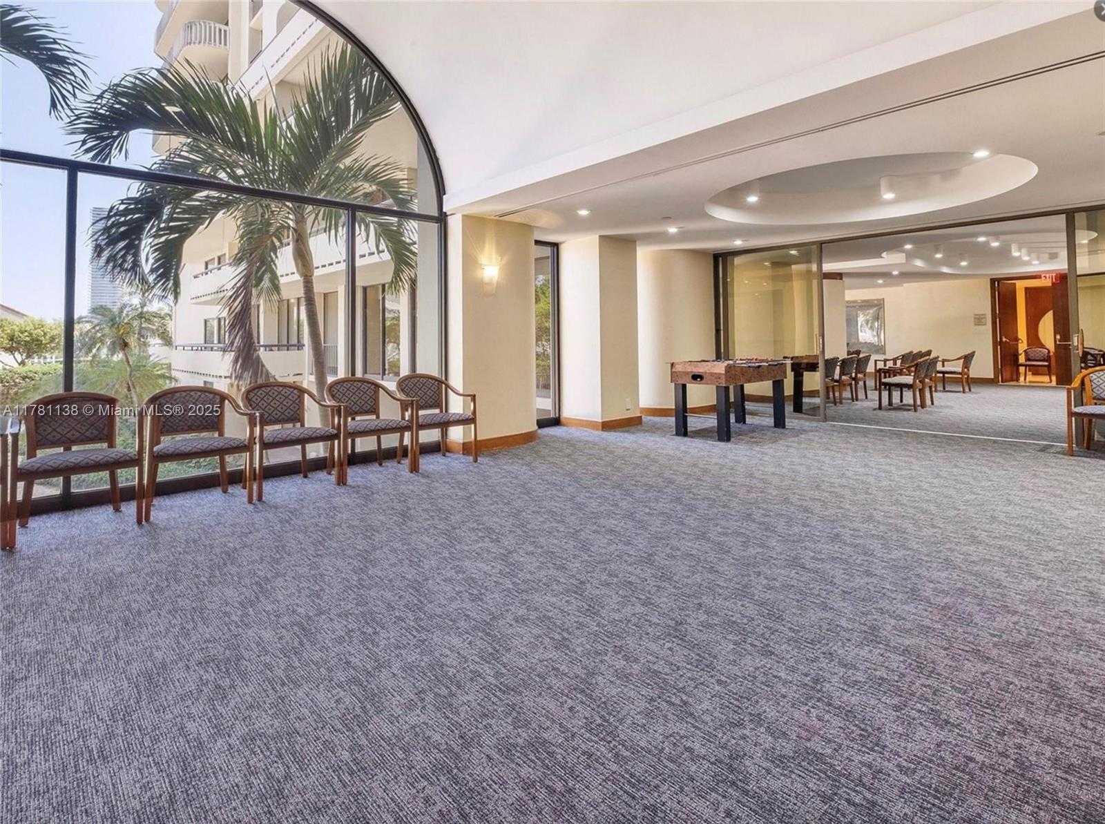 Small Image of 19355 TURNBERRY WAY #27E, Aventura Number 8