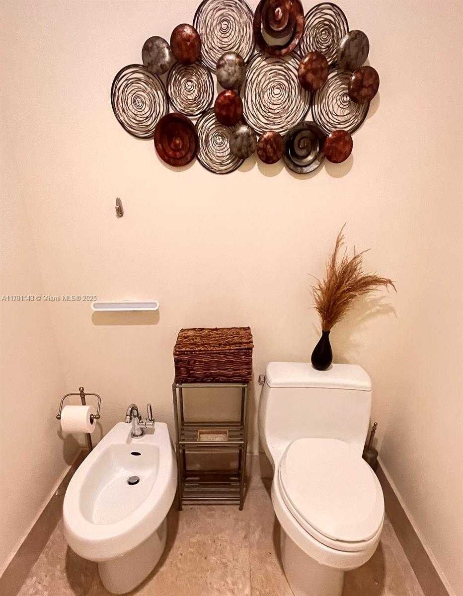 Small Image of 17001 COLLINS AVE #2006, Sunny Isles Beach Number 19