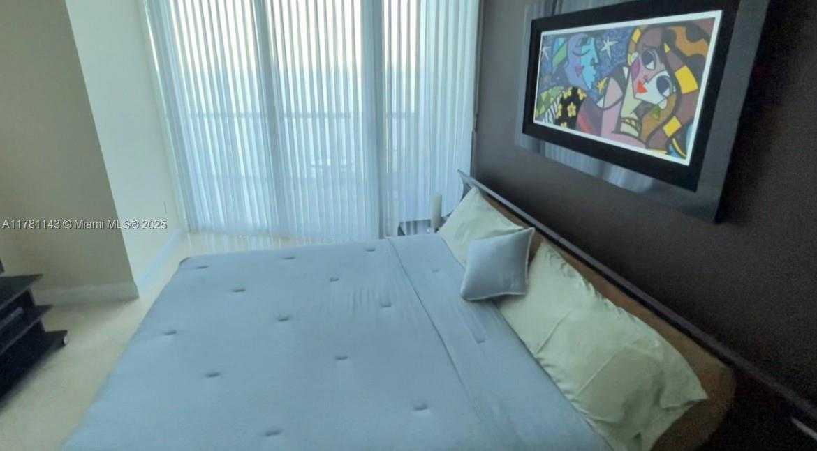 Small Image of 17001 COLLINS AVE #2006, Sunny Isles Beach Number 9