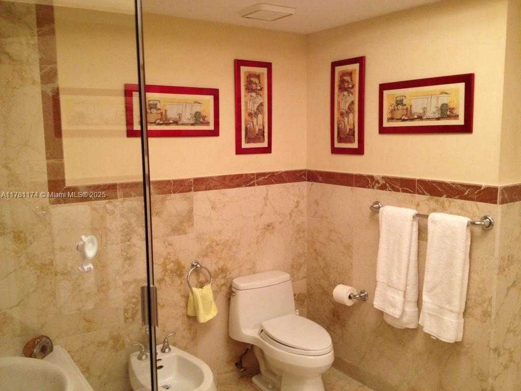Small Image of 17555 SOUTH WEST ATLANTIC BLVD #PH2, Sunny Isles Beach Number 9