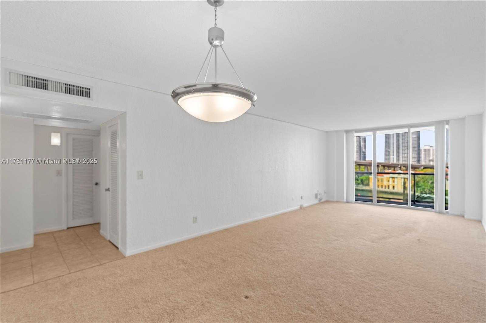 Small Image of 19390 COLLINS AVE #611, Sunny Isles Beach Number 15