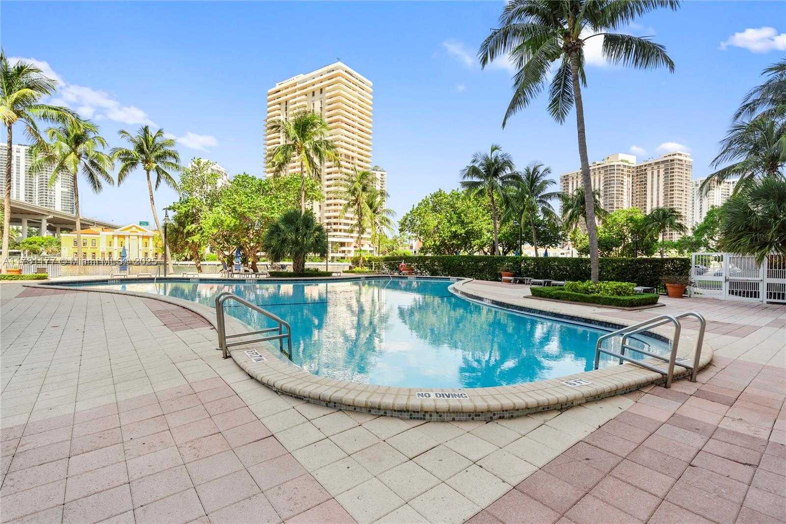 Small Image of 19390 COLLINS AVE #611, Sunny Isles Beach Number 29