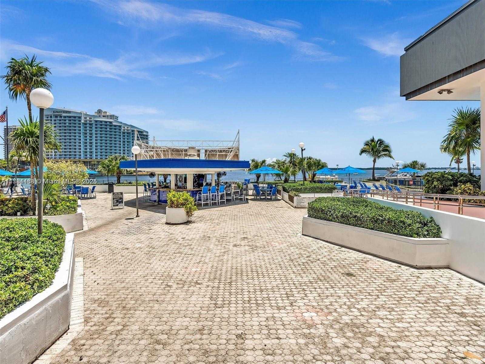 Small Image of 999 BRICKELL BAY DR #1411, Miami Number 21