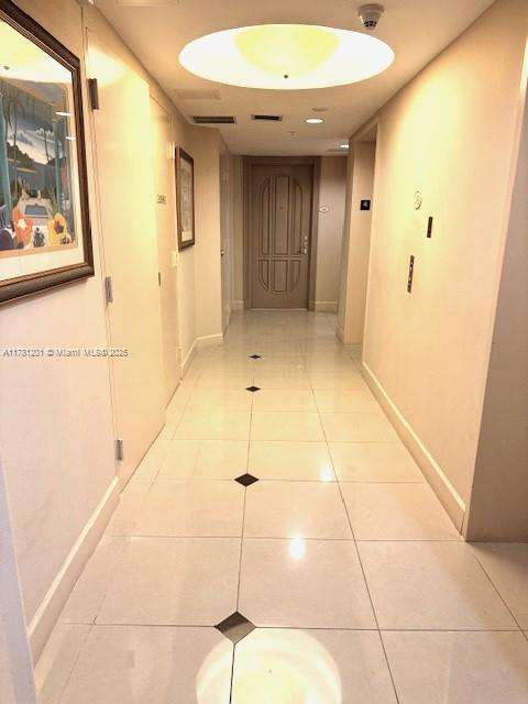 Small Image of 3370 HIDDEN BAY DR #406, Aventura Number 5