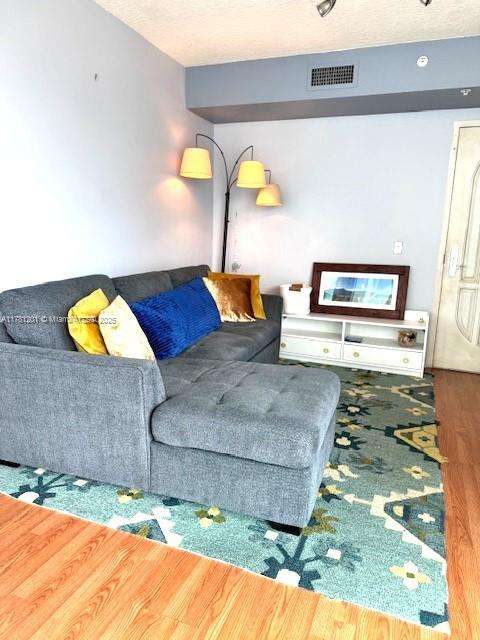 Small Image of 3370 HIDDEN BAY DR #406, Aventura Number 8