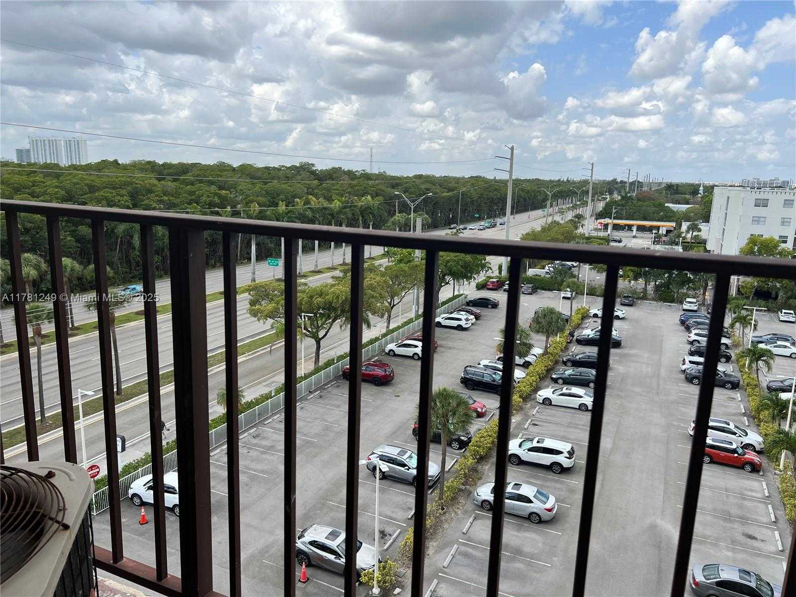 Small Image of 2903 NORTH MIAMI BEACH BLVD #702, North Miami Beach Number 20