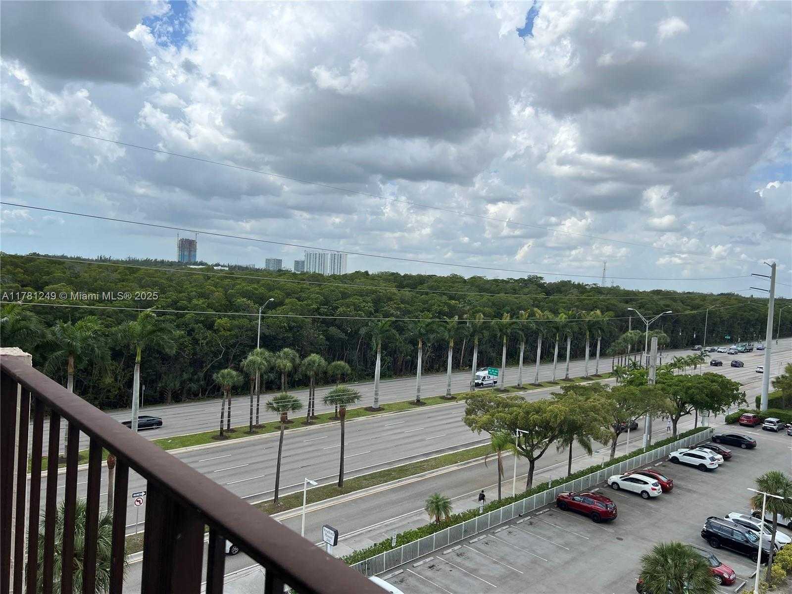 Small Image of 2903 NORTH MIAMI BEACH BLVD #702, North Miami Beach Number 21