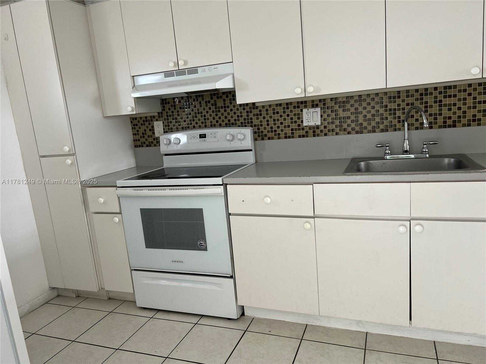Small Image of 2903 NORTH MIAMI BEACH BLVD #702, North Miami Beach Number 7