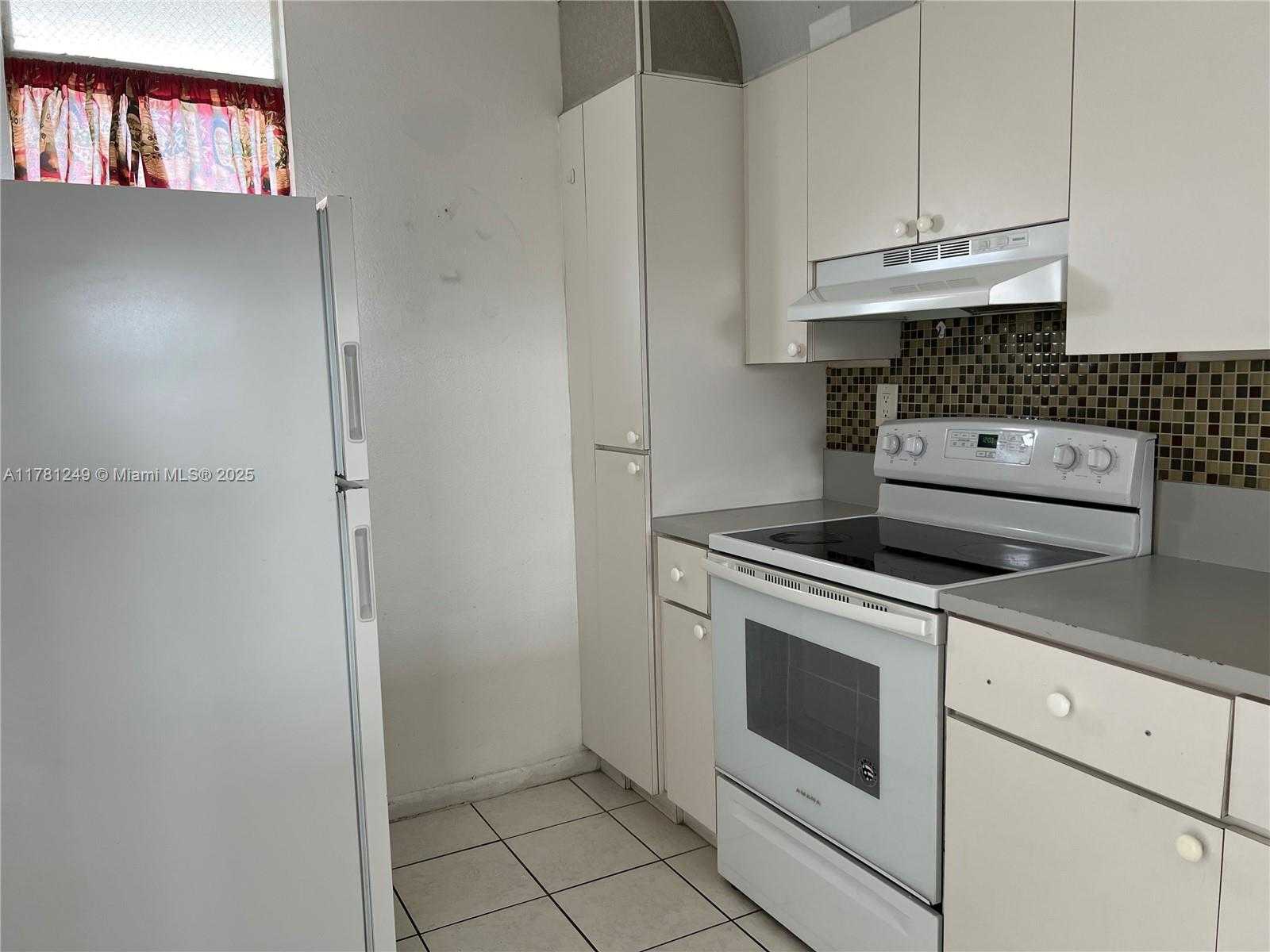 Small Image of 2903 NORTH MIAMI BEACH BLVD #702, North Miami Beach Number 9