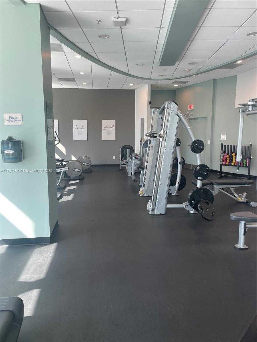 Small Image of 300 SOUTH BISCAYNE BLVD #T-2414, Miami Number 27