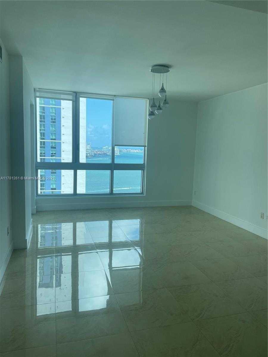 Small Image of 300 SOUTH BISCAYNE BLVD #T-2414, Miami Number 3