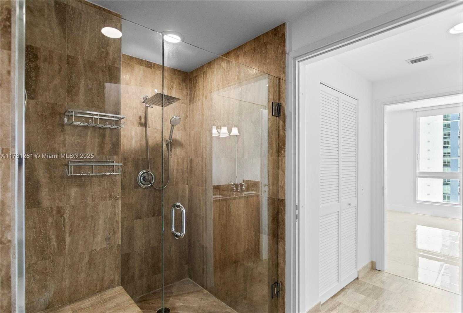 Small Image of 300 SOUTH BISCAYNE BLVD #T-2414, Miami Number 33