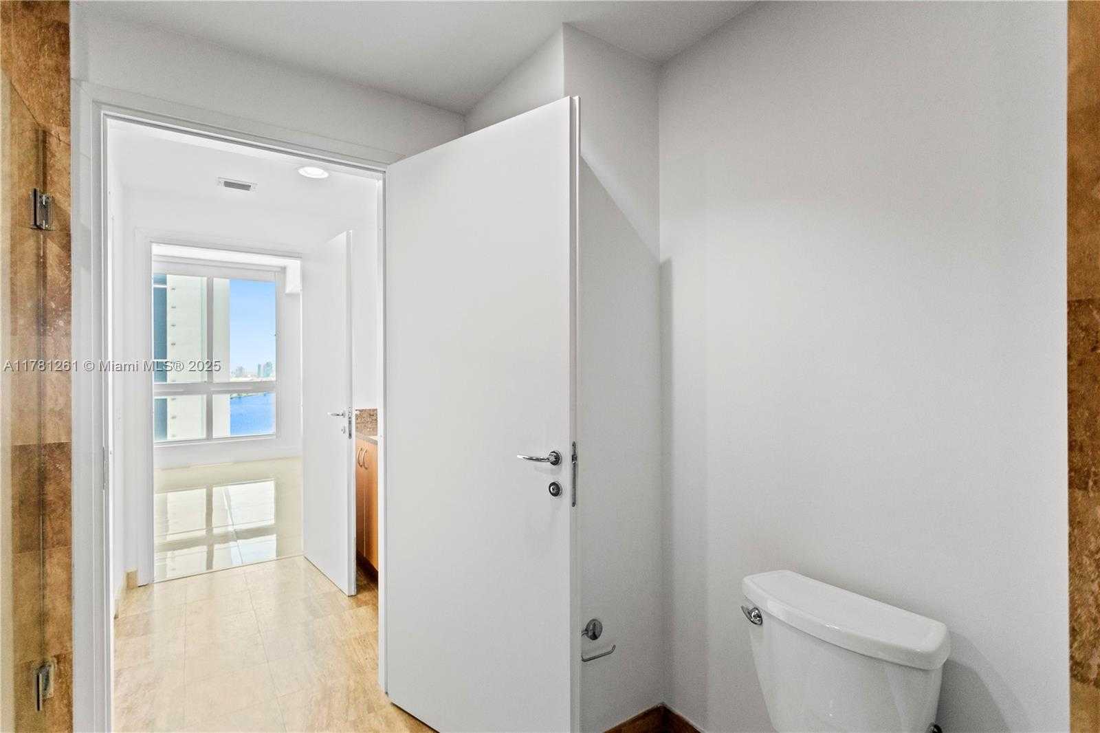 Small Image of 300 SOUTH BISCAYNE BLVD #T-2414, Miami Number 34