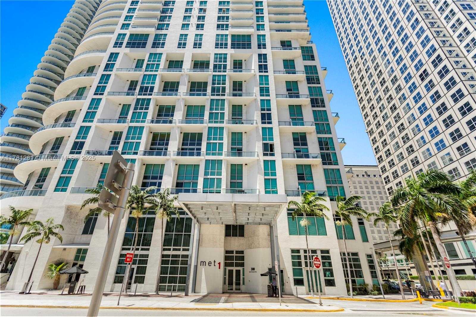 Small Image of 300 SOUTH BISCAYNE BLVD #T-2414, Miami Number 39