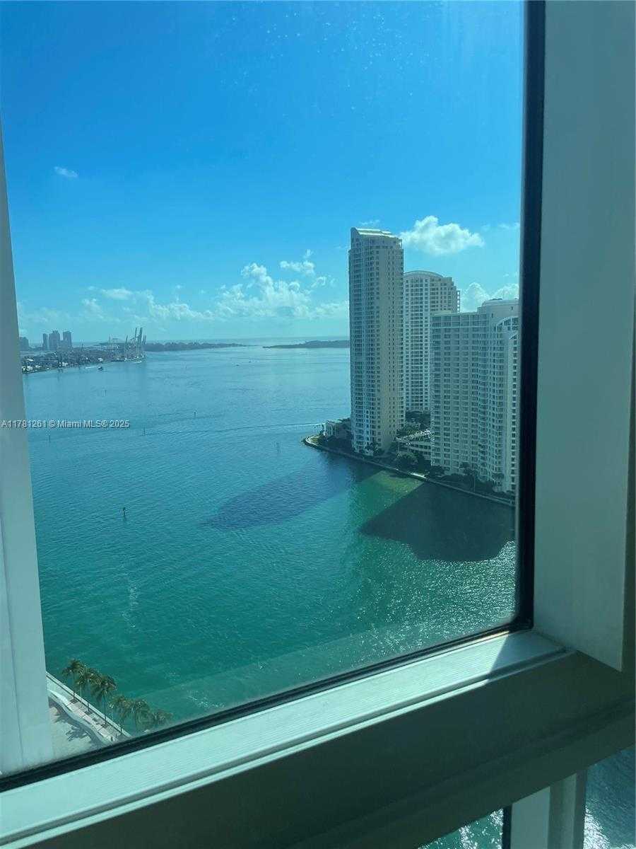 Small Image of 300 SOUTH BISCAYNE BLVD #T-2414, Miami Number 6