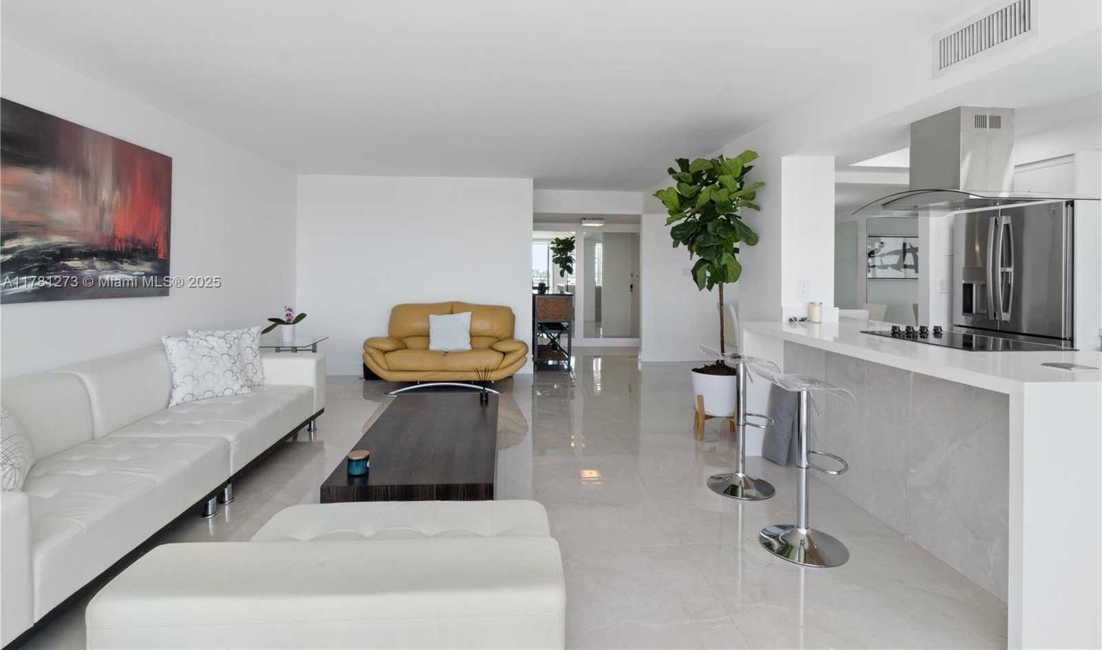 Small Image of 18081 BISCAYNE BLVD #801, Aventura Number 13