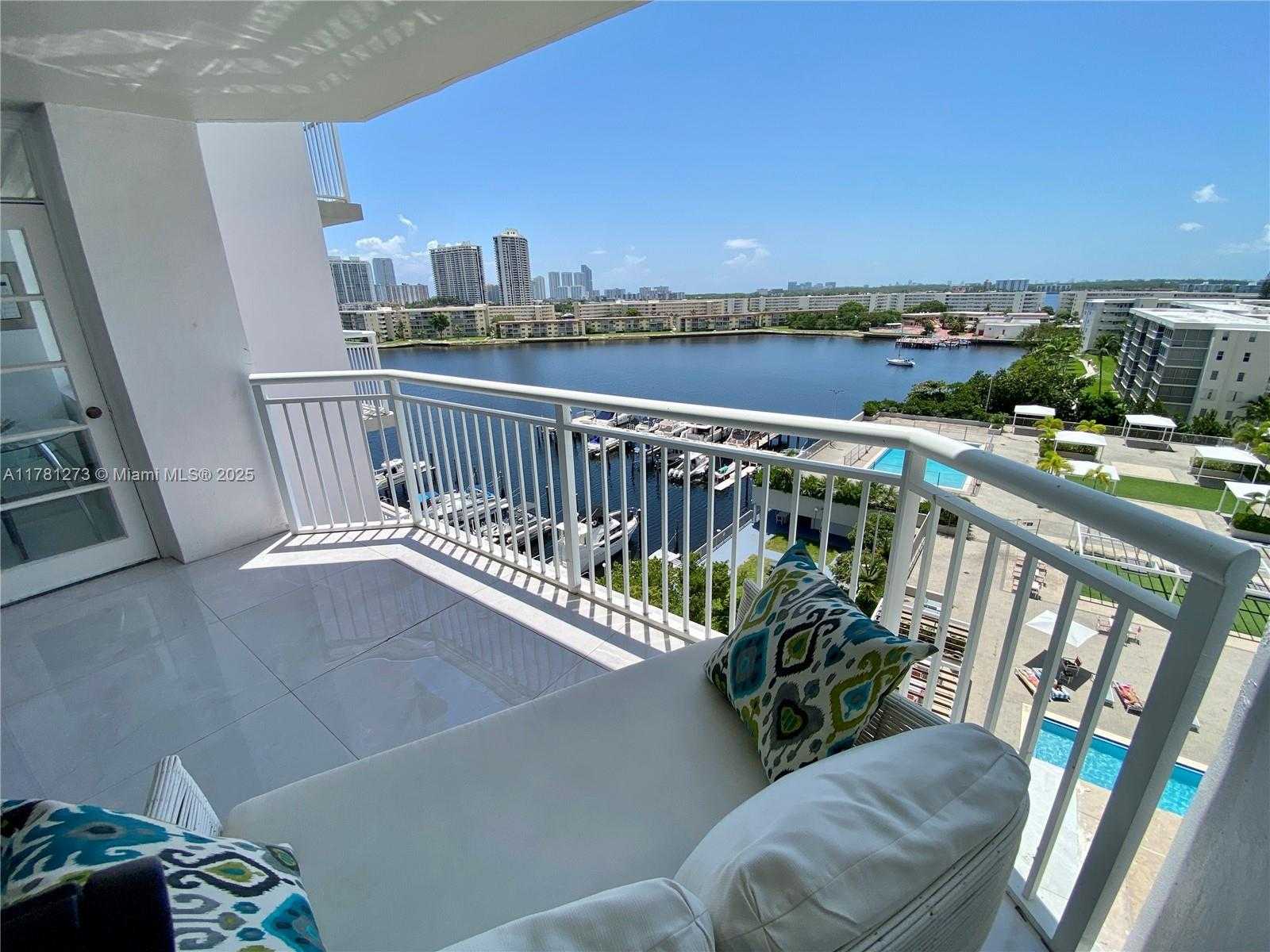 Small Image of 18081 BISCAYNE BLVD #801, Aventura Number 20