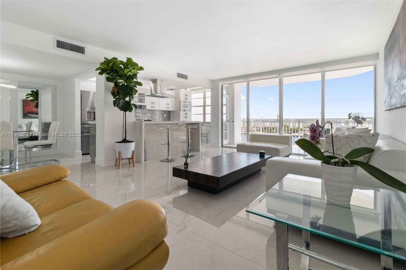 Small Image of 18081 BISCAYNE BLVD #801, Aventura Number 5