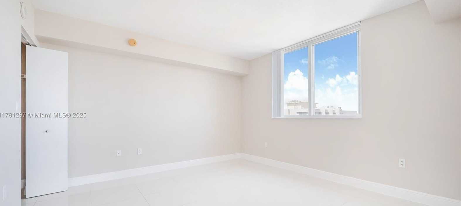 Small Image of 1861 NORTH WEST S RIVER DR #1505, Miami Number 6
