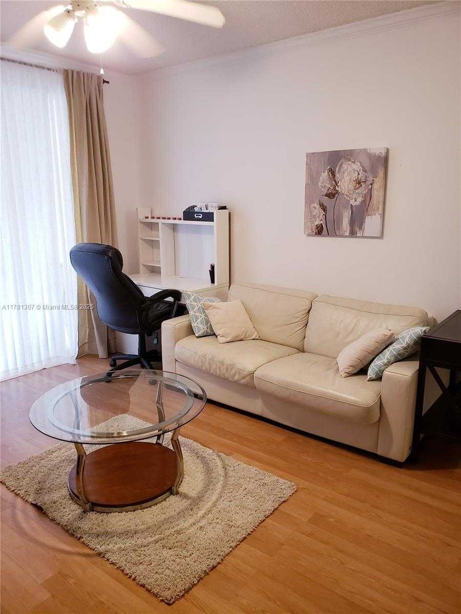Small Image of 17125 NORTH BAY RD #3403, Sunny Isles Beach Number 2