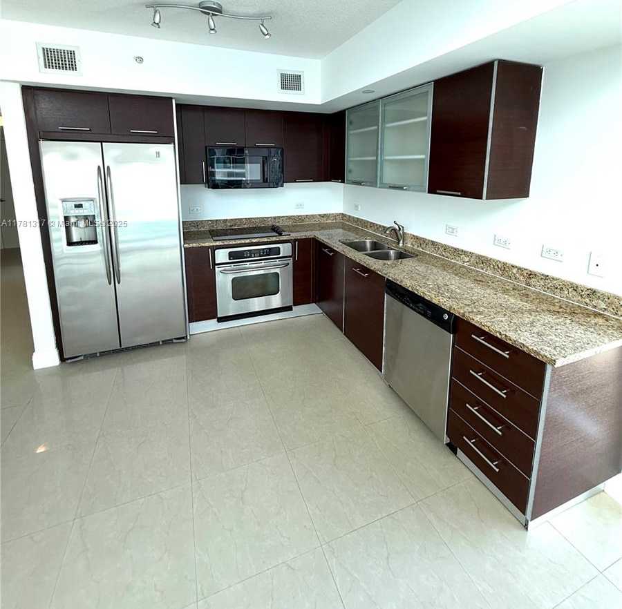 Small Image of 41 SOUTH EAST 5TH ST #1617, Miami Number 7