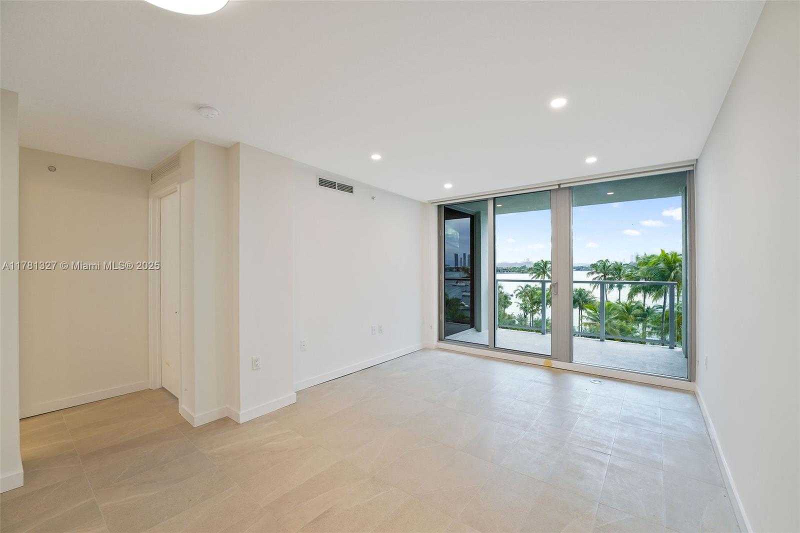 Small Image of 1500 BAY RD #N-0507, Miami Beach Number 12