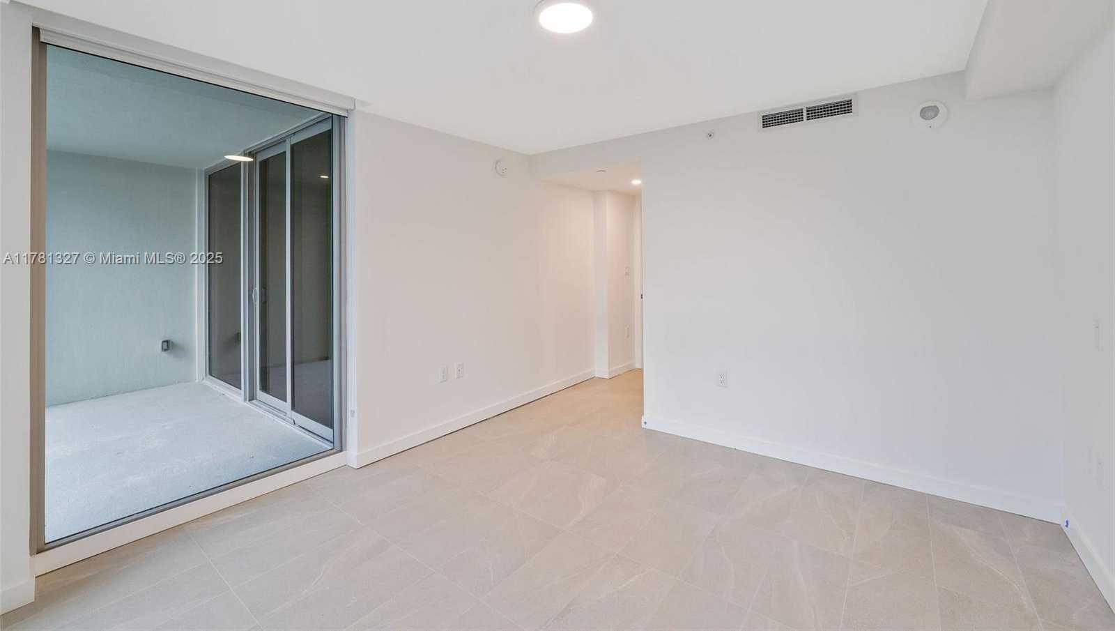 Small Image of 1500 BAY RD #N-0507, Miami Beach Number 15