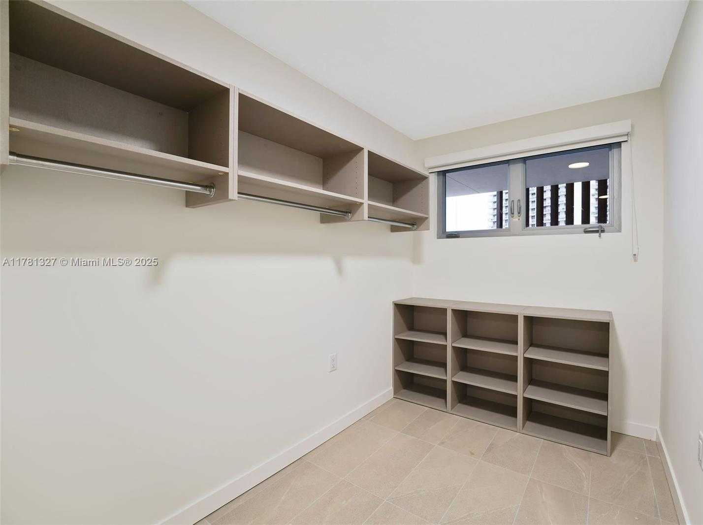 Small Image of 1500 BAY RD #N-0507, Miami Beach Number 19