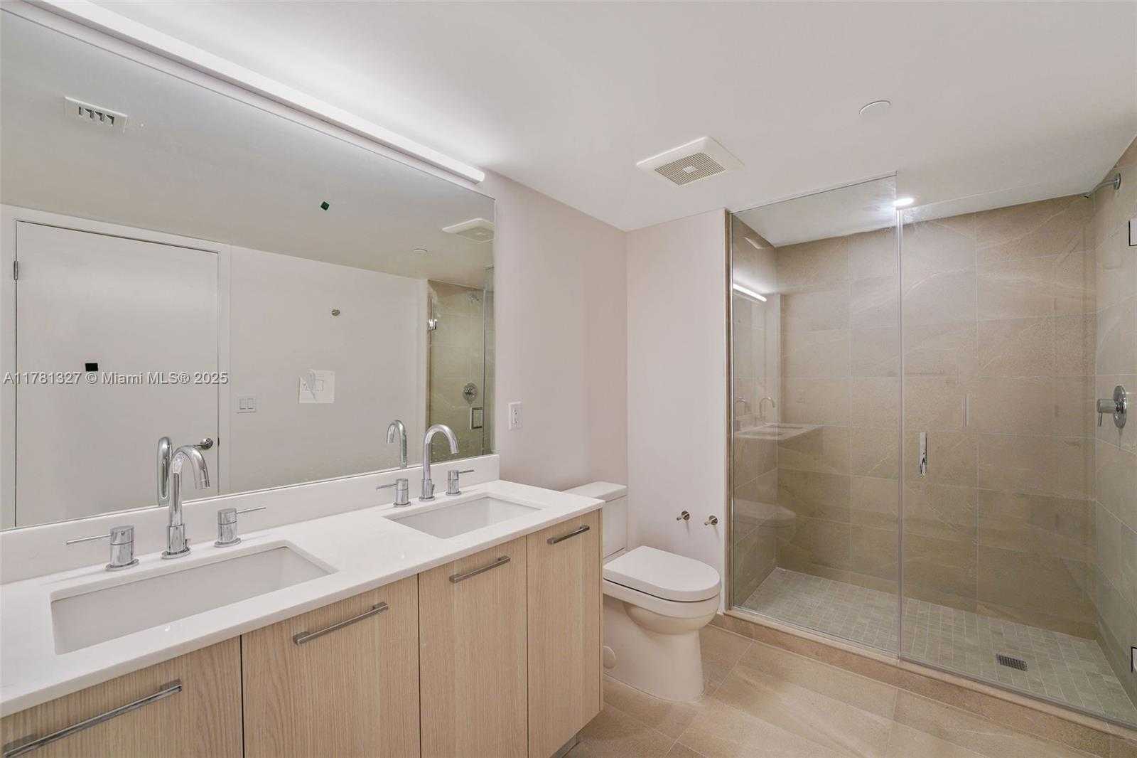 Small Image of 1500 BAY RD #N-0507, Miami Beach Number 25