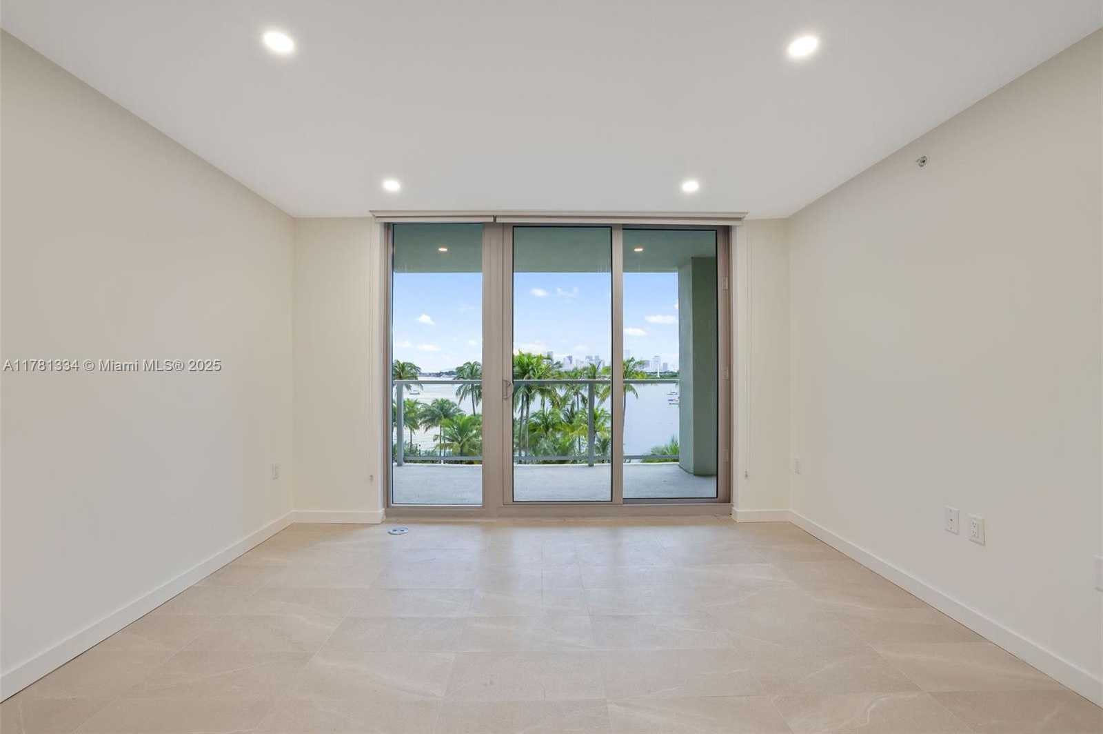 Small Image of 1500 BAY RD #N-0206, Miami Beach Number 11