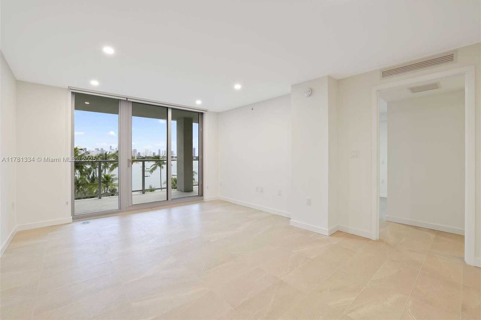 Small Image of 1500 BAY RD #N-0206, Miami Beach Number 18