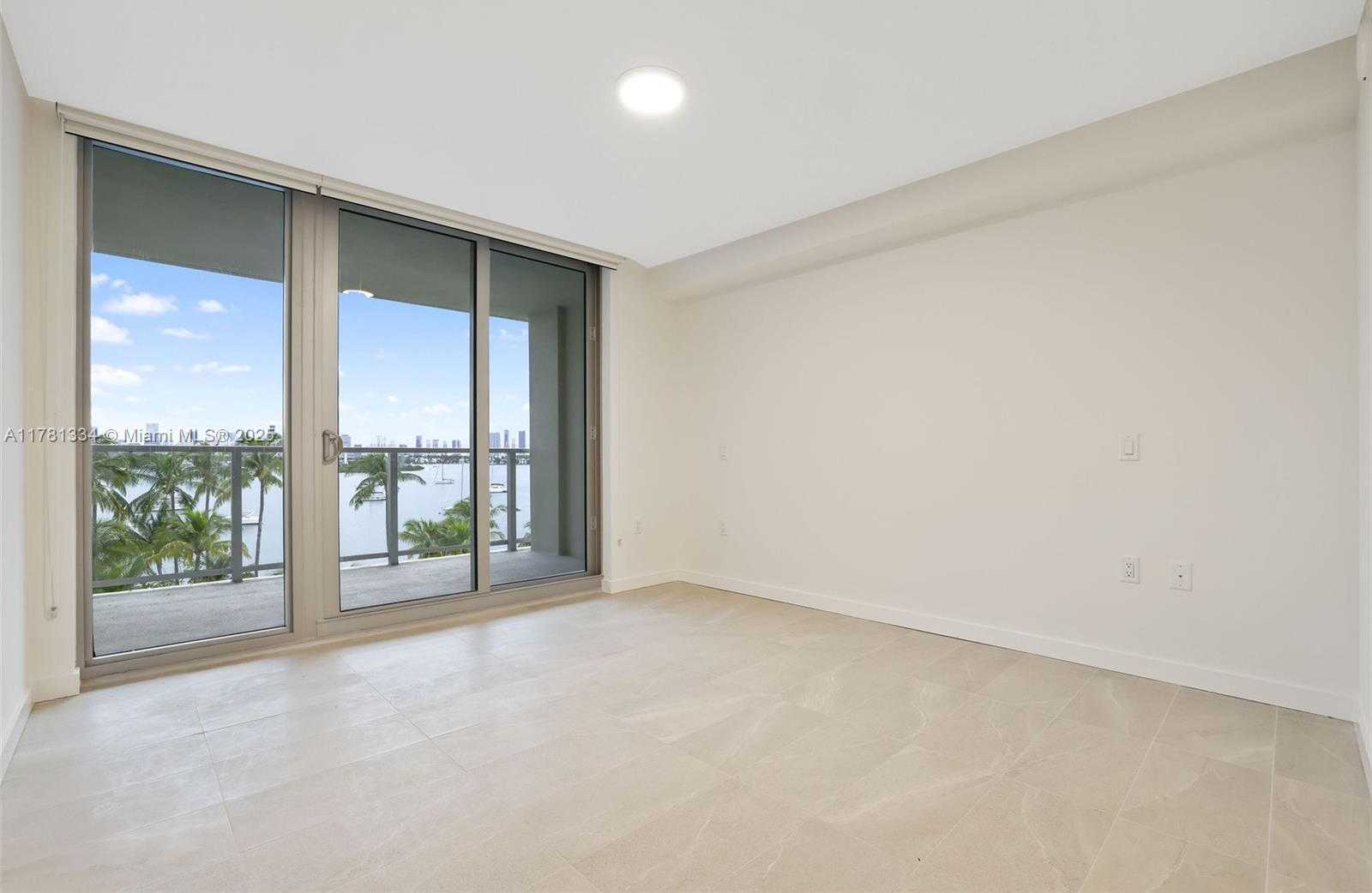 Small Image of 1500 BAY RD #N-0206, Miami Beach Number 7
