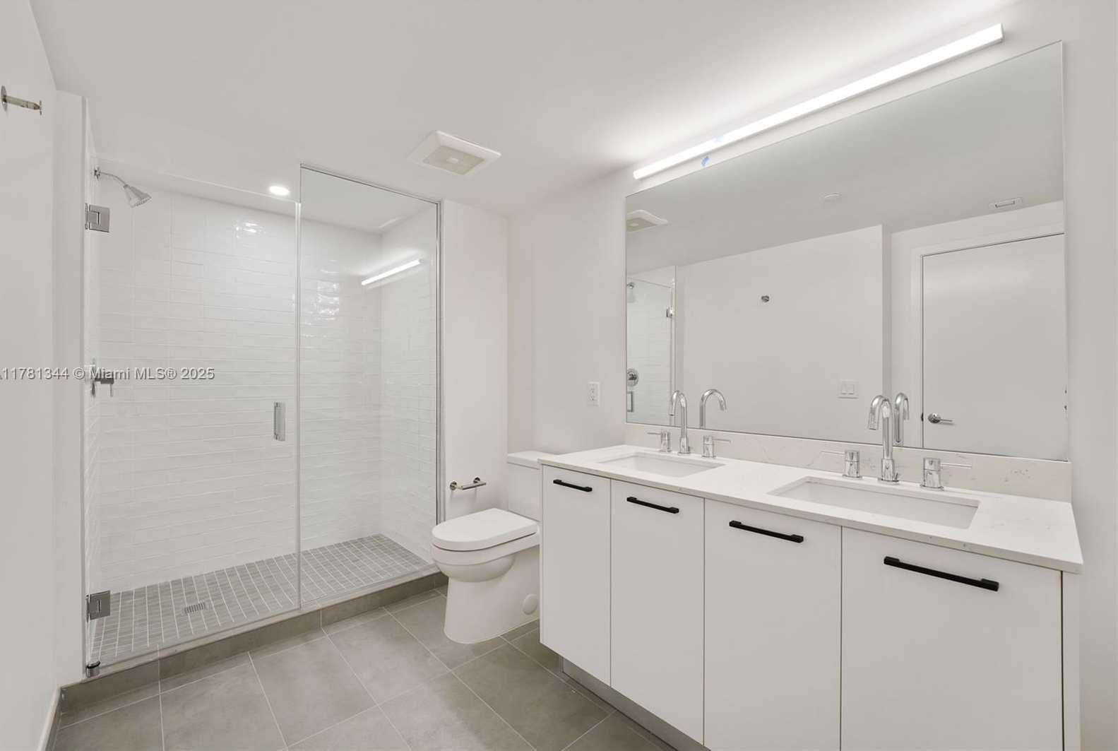 Small Image of 1500 BAY RD #N-0717, Miami Beach Number 34